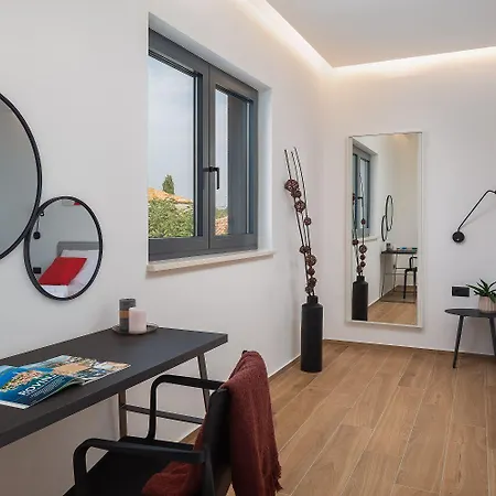 Mit Privatpool, Jacuzzi, Sauna, Meerblick Vikendica